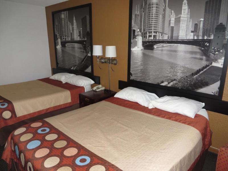 Super 8 By Wyndham Dixon Motel Ngoại thất bức ảnh